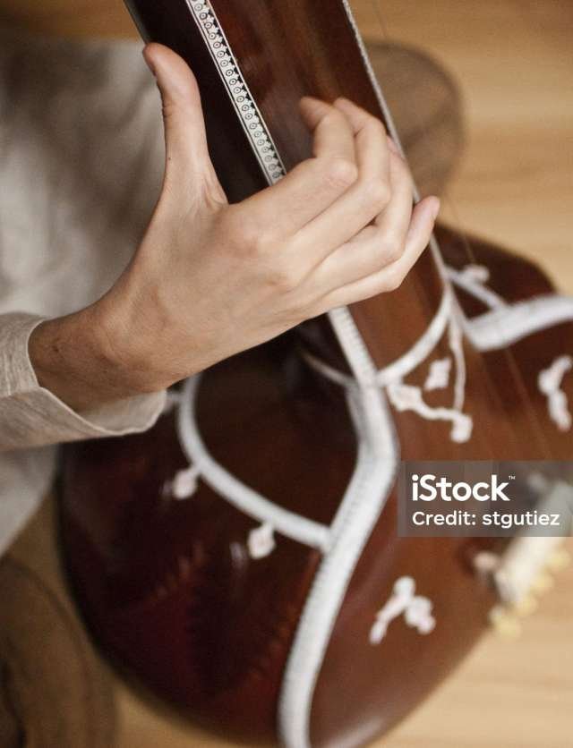 Sitar being played